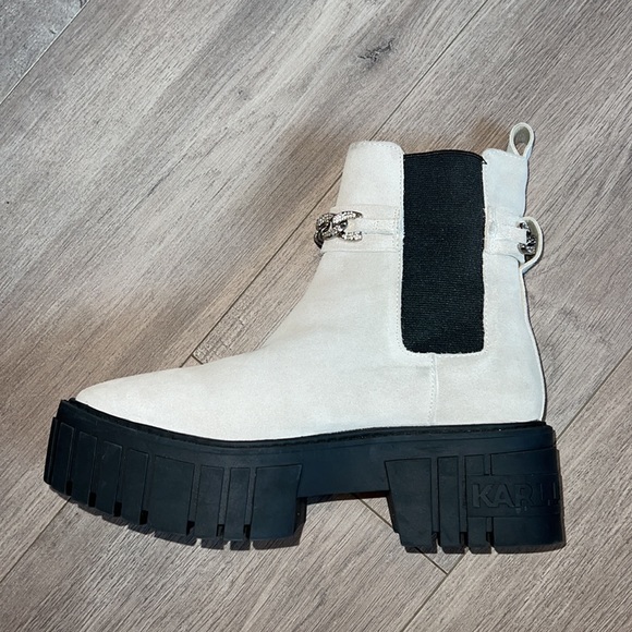 Karl Lagerfeld Reign Platform Boots - Picture 4 of 8